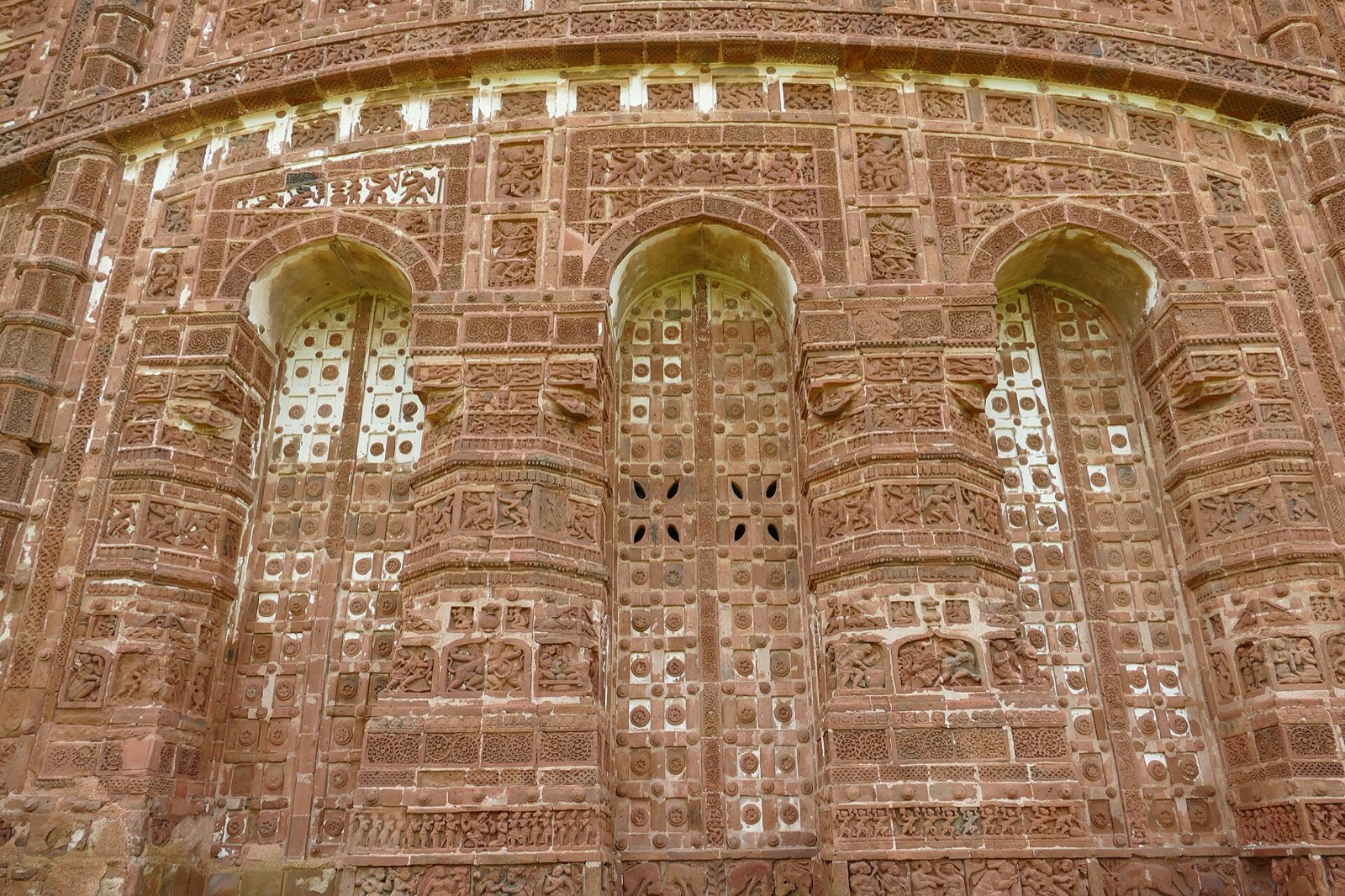 The Terracotta Temples of Bishnupur: Where Bengal Built Its Epics in Baked Clay
