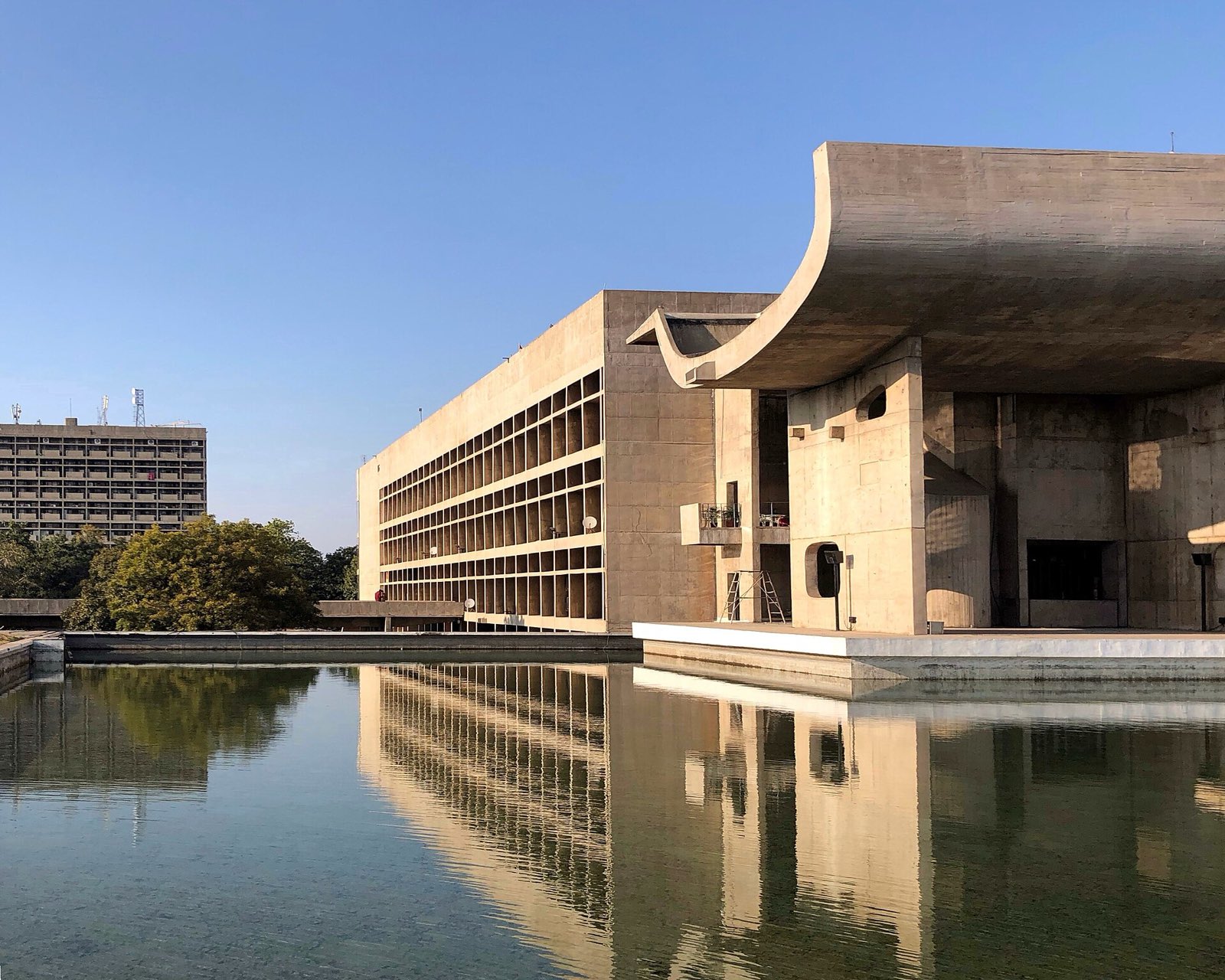 The Capitol Complex, Chandigarh: Le Corbusier's Concrete City for a New Nation
