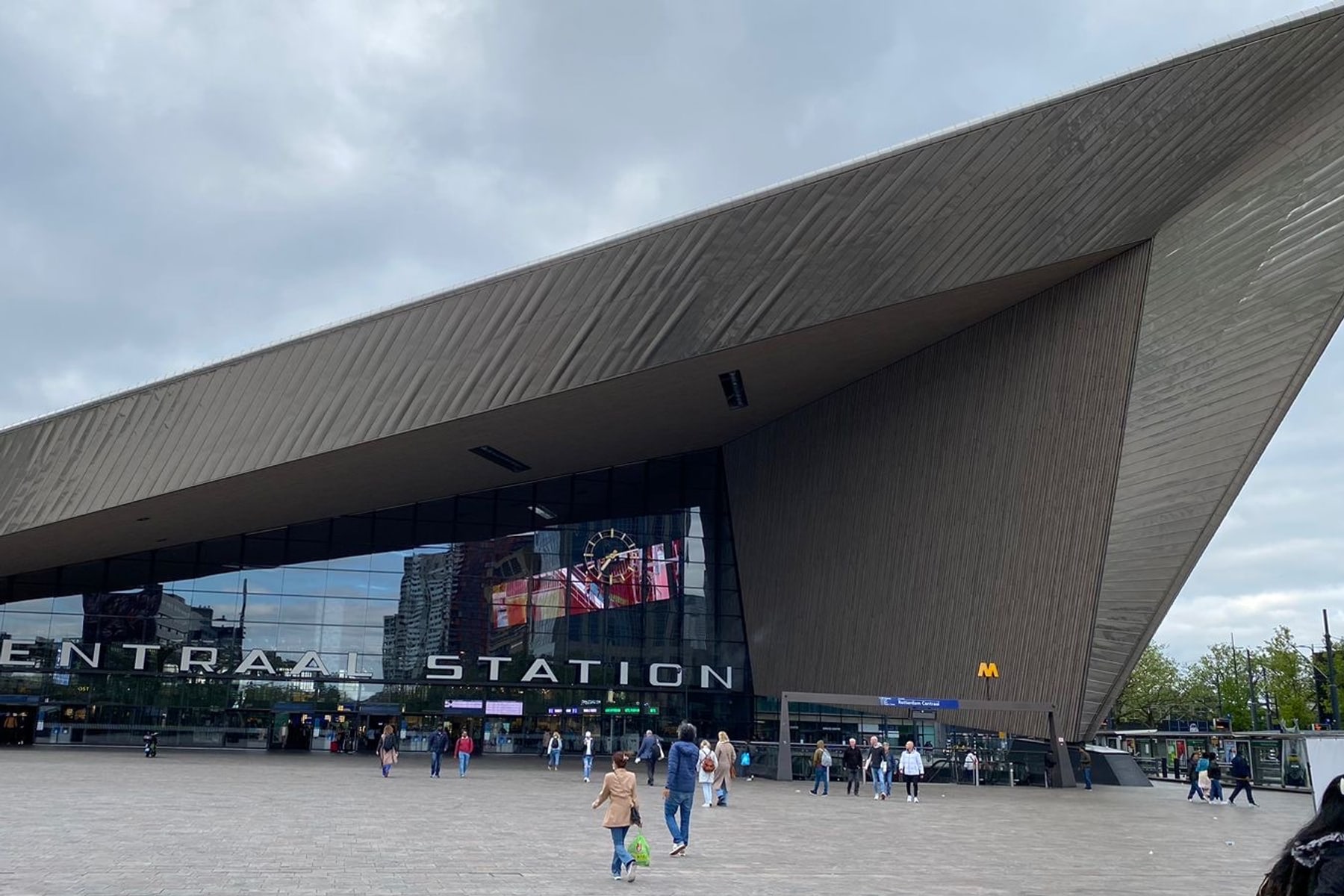 Rotterdam Centraal: The Station That Points at the City