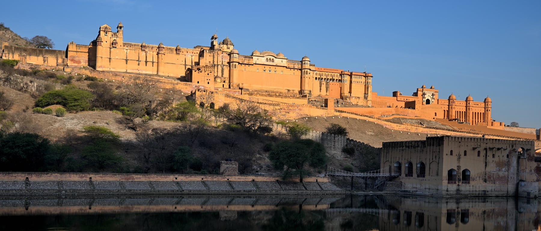Amber (Amer) Fort — Rajput-Mughal palace of mirrored halls above a lake.