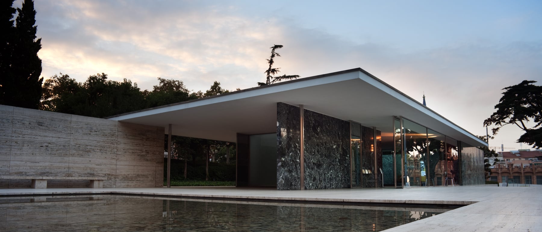 Barcelona Pavilion — Flowing space, luxurious materials — 'less is more'.