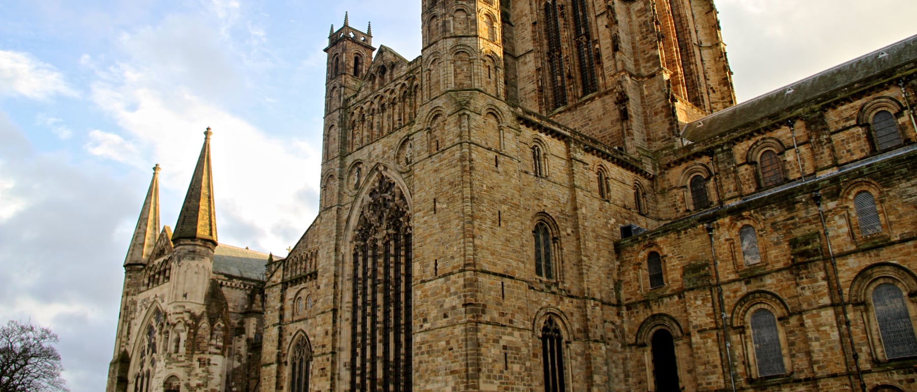 Durham Cathedral — Early rib vaults — a Romanesque leap toward Gothic.