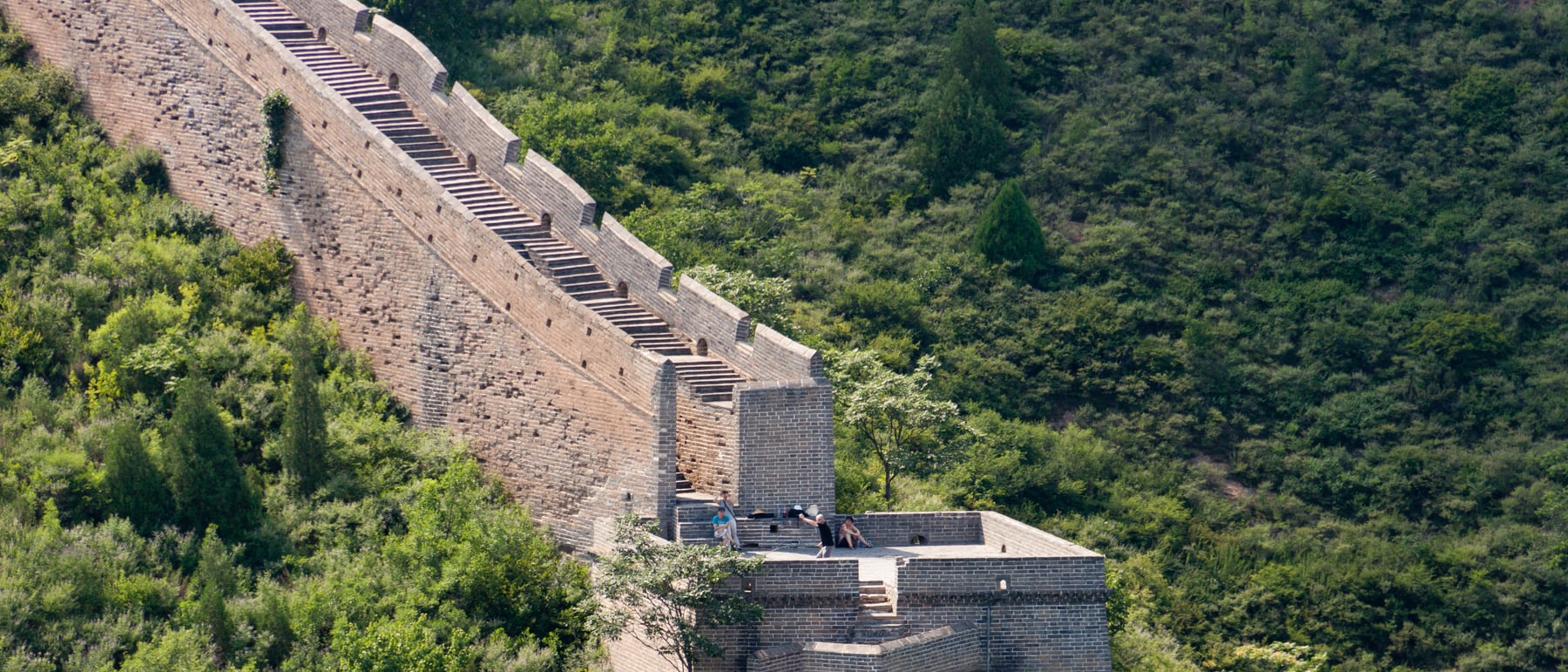 Great Wall of China — Architecture as territory, thousands of kilometres long.
