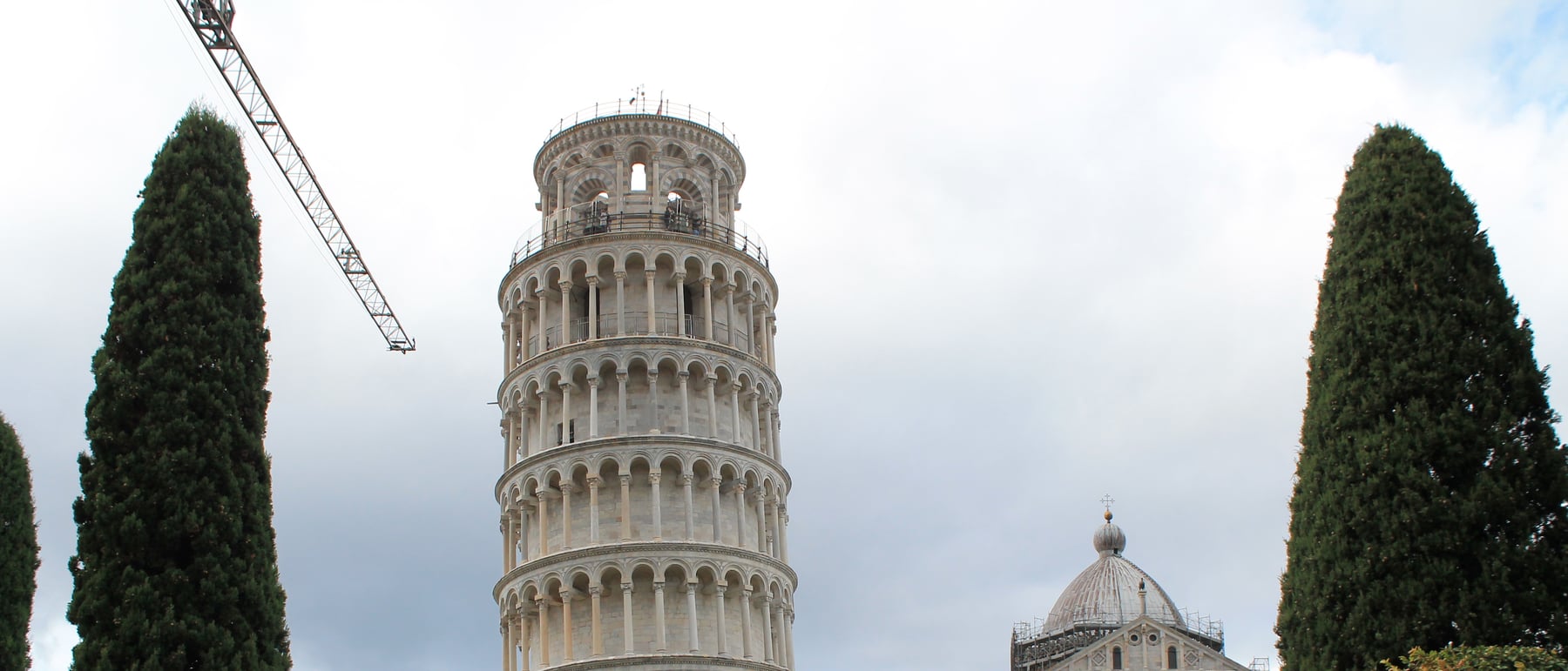 Leaning Tower of Pisa — A Romanesque campanile famous for its flaw.