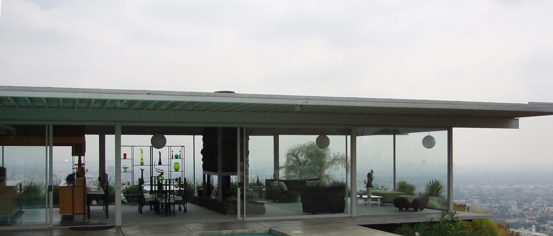 Los Angeles Case Study Houses — Steel-and-glass experiments for modern living (incl. #22).