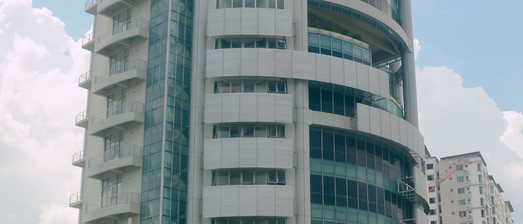 Menara Mesiniaga — The bioclimatic skyscraper — green high-rise before its time.