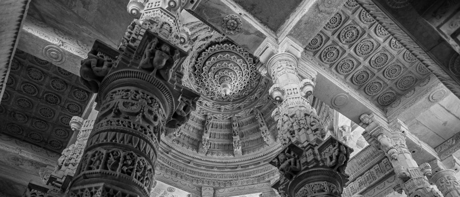 Ranakpur Jain Temple — 1,444 unique marble columns.