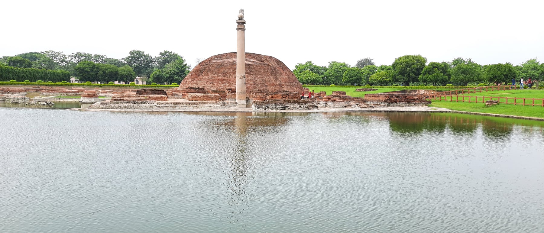 Sanchi / Ashokan pillars — Polished monolithic pillars — India's imperial art in stone.