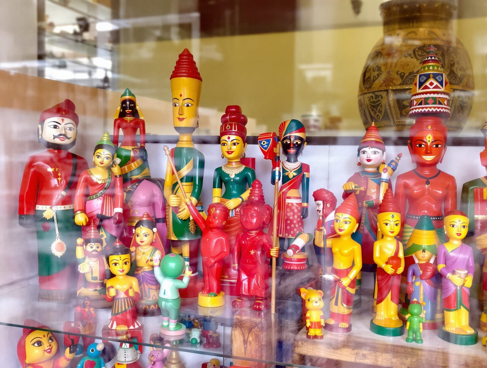 Colourful Channapatna lacquered wooden toys from Karnataka