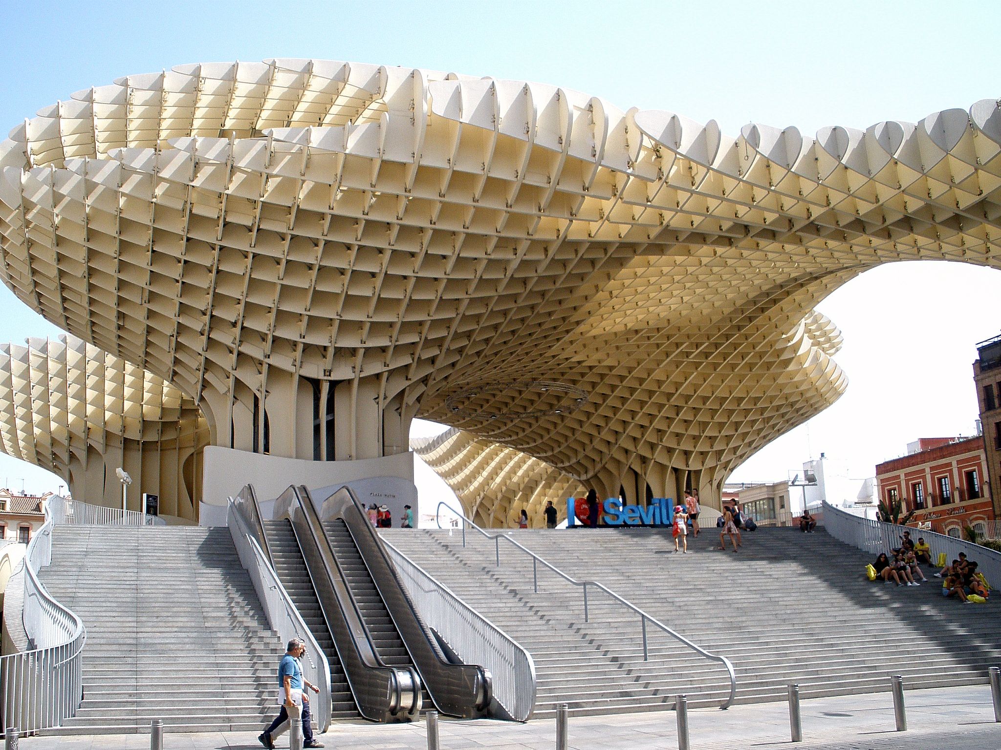 Daytime view of the Metropol Parasol timber canopy over Plaza de la Encarnación, Seville (2023).