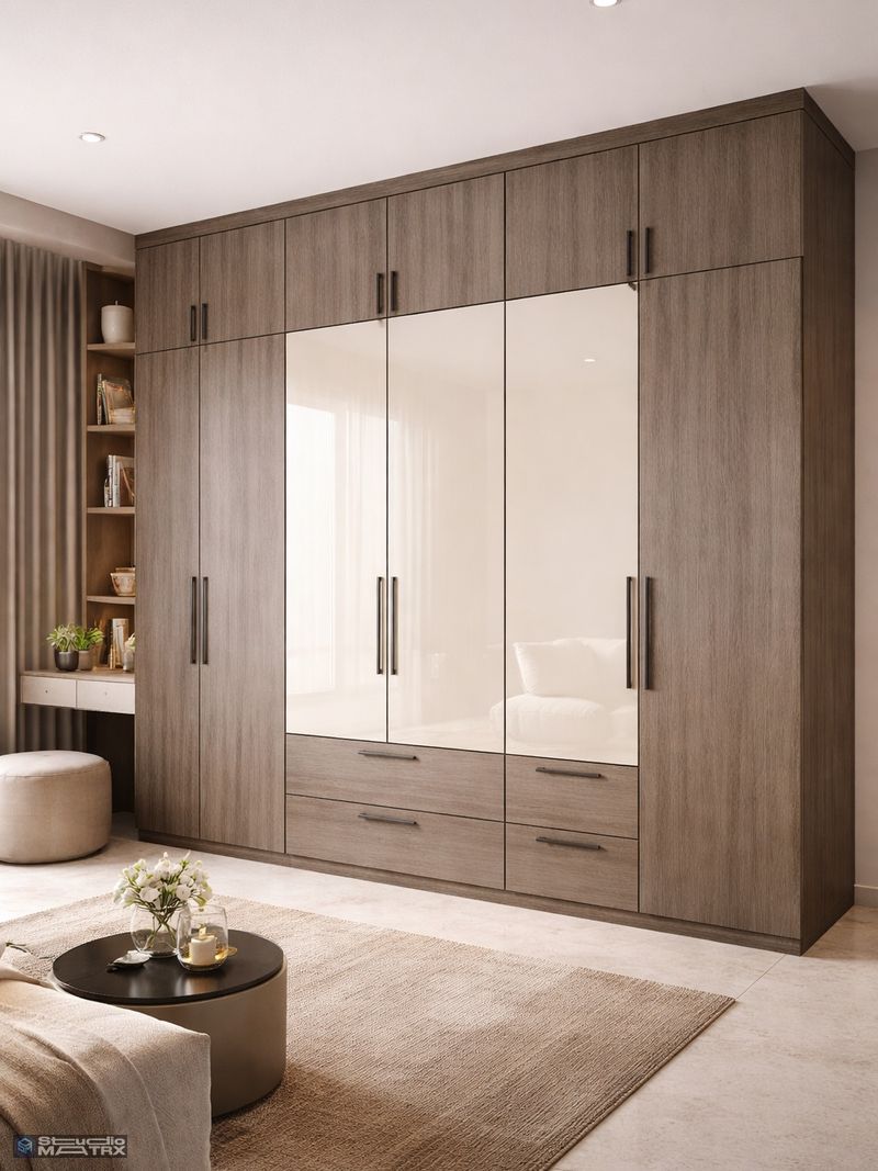 Laminate Finish Wardrobe